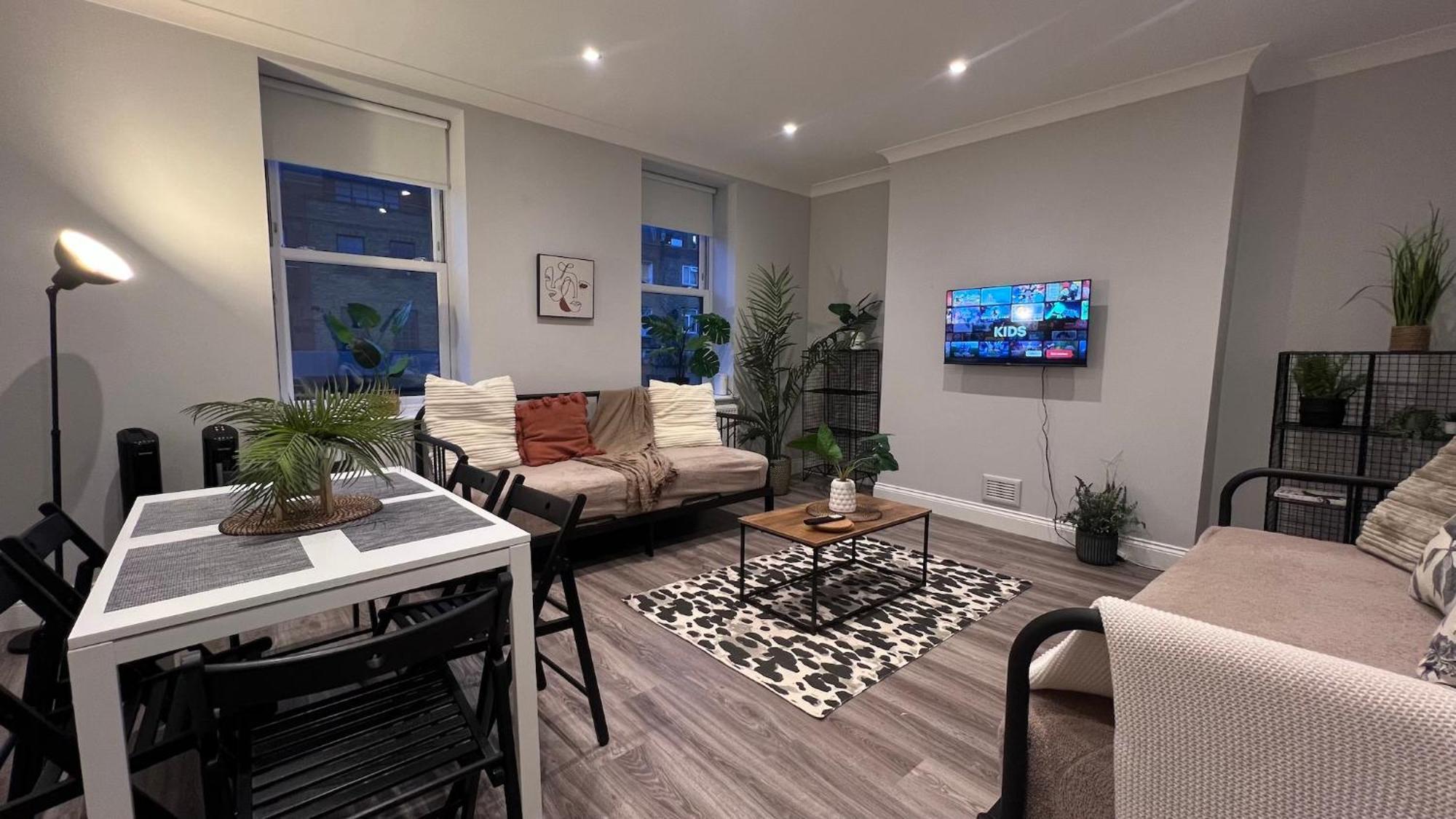 Beautiful Apartment In Camden Town Лондон Екстериор снимка