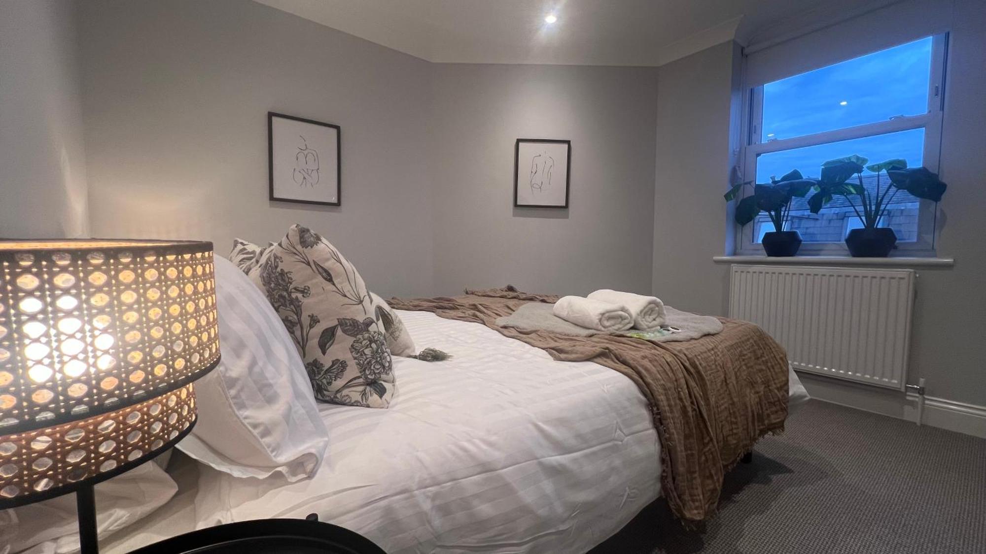 Beautiful Apartment In Camden Town Лондон Екстериор снимка