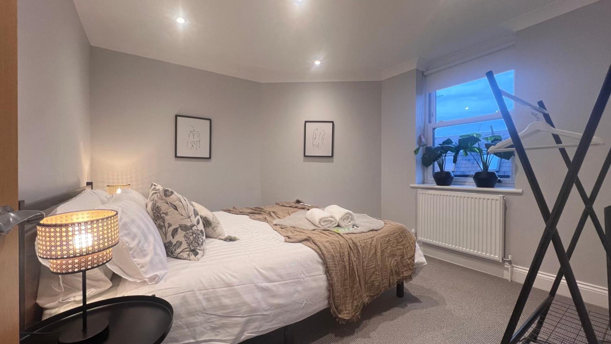 Beautiful Apartment In Camden Town Лондон Екстериор снимка