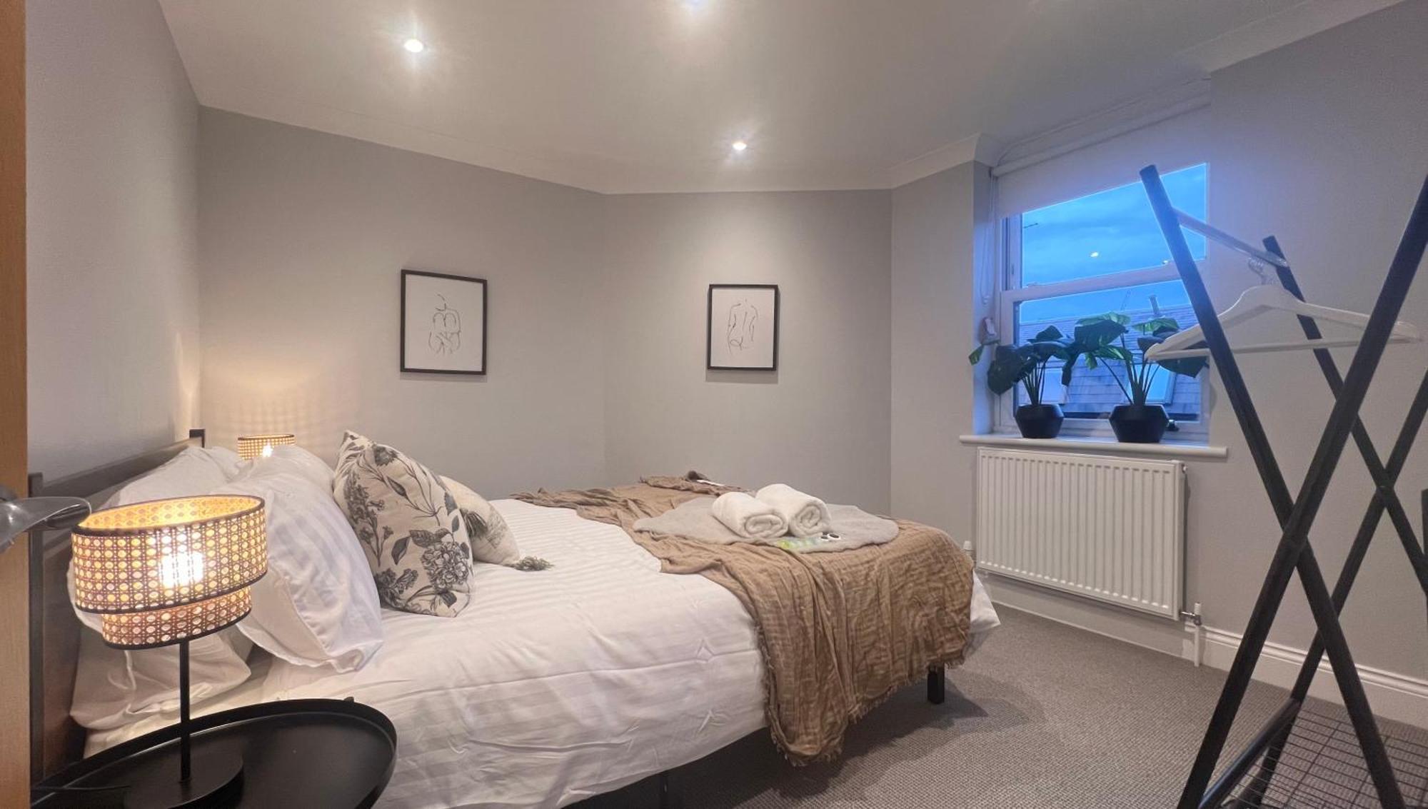 Beautiful Apartment In Camden Town Лондон Екстериор снимка